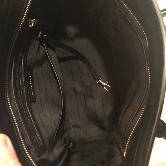 Michael KorsTote - Picture 5 of 7